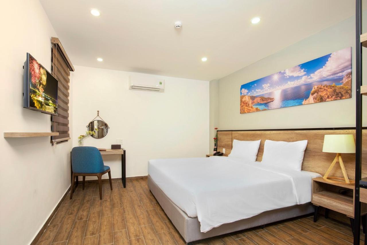 Golden Lotus Central Hotel На Транг Стая снимка